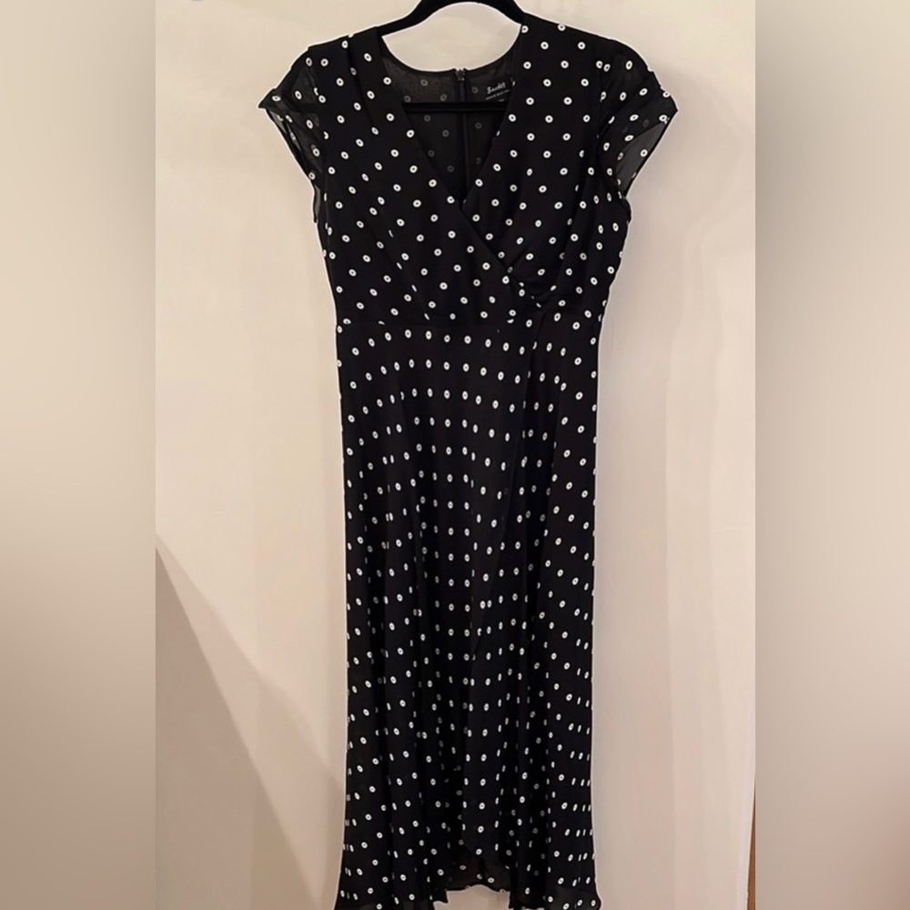 Bardot | B&W dotted dress, lined faux wrap style with sheer cap sleeves, size 6